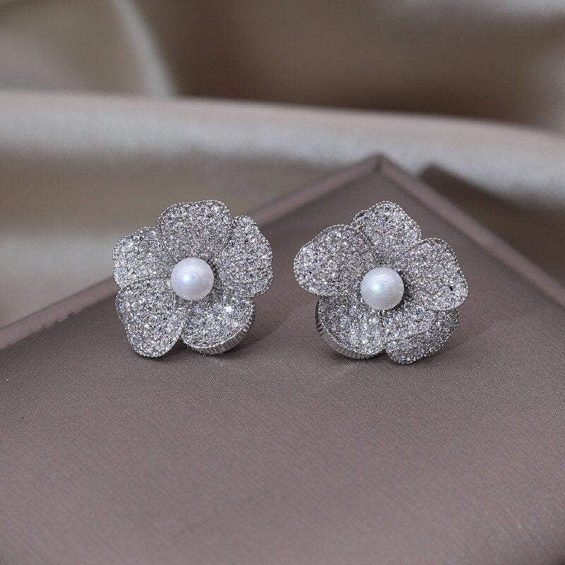 Korea Design Jewelry Delicate Copper Set Zircon Silver Color Flower Pearl Earrings Elegant Women's Party Accessories