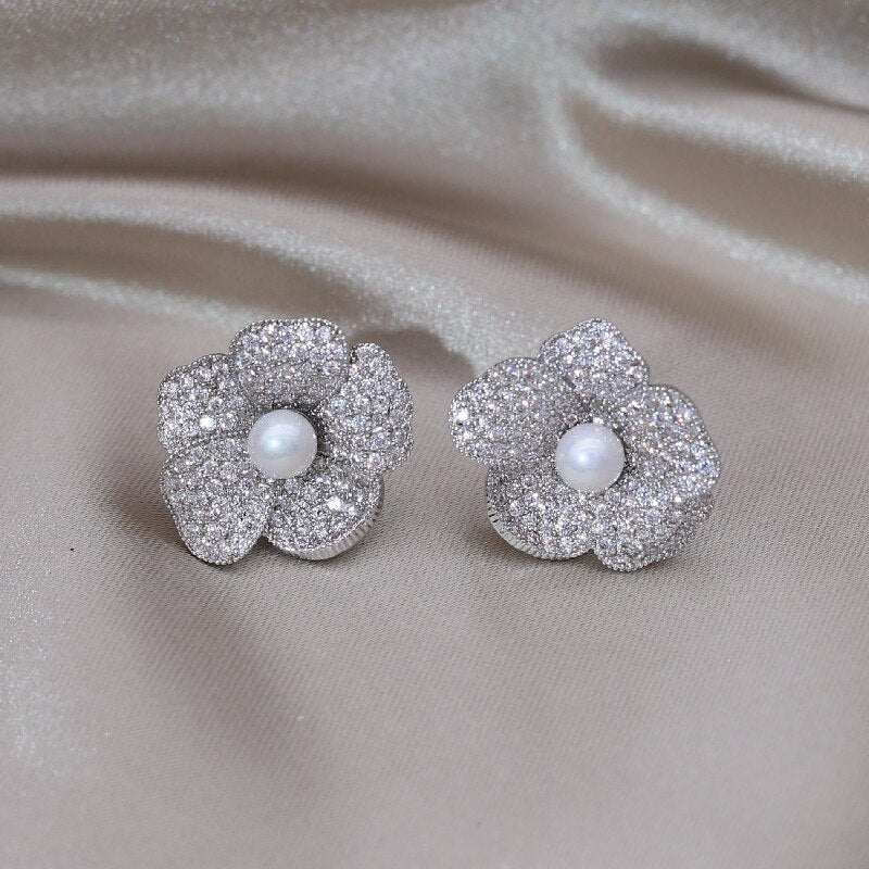 Korea Design Jewelry Delicate Copper Set Zircon Silver Color Flower Pearl Earrings Elegant Women's Party Accessories