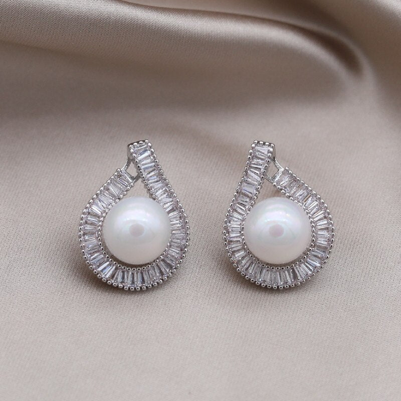Korea Design Jewelry Exquisite Copper Set Zircon Crystal Pearl Earrings Elegant Women's Daily Work Accessories