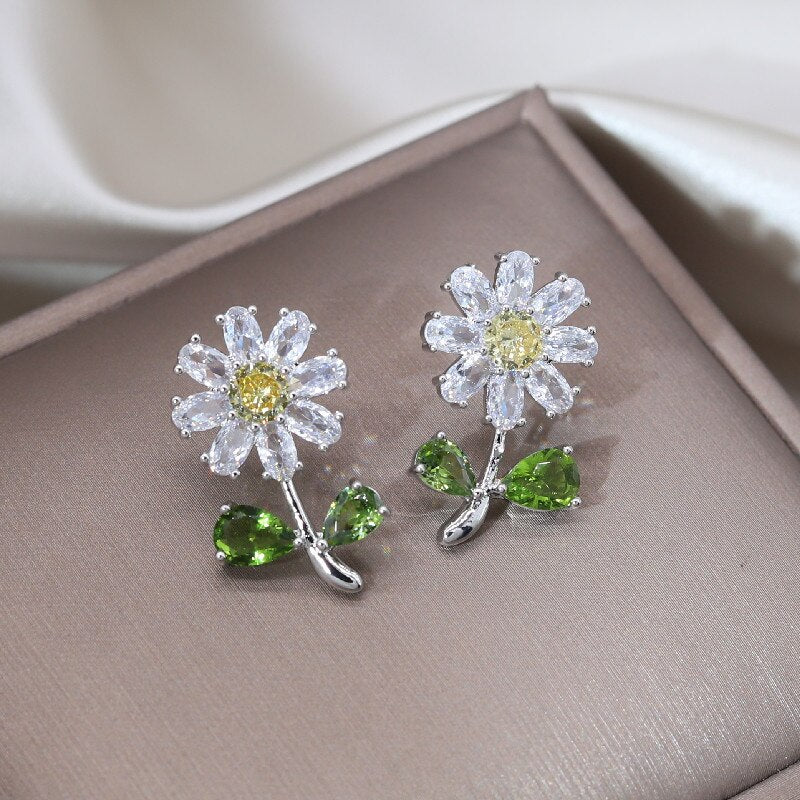 Korea Design Jewelry  Full Zircon Daisy Silver Color Stud Earrings Elegant Sweet Women Prom Party Accessories