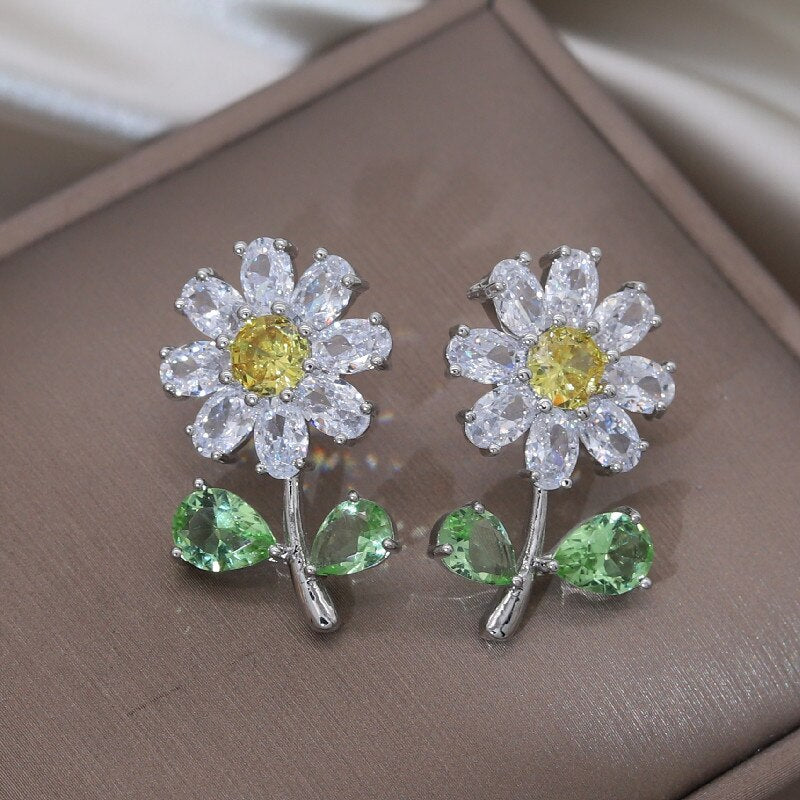 Korea Design Jewelry  Full Zircon Daisy Silver Color Stud Earrings Elegant Sweet Women Prom Party Accessories