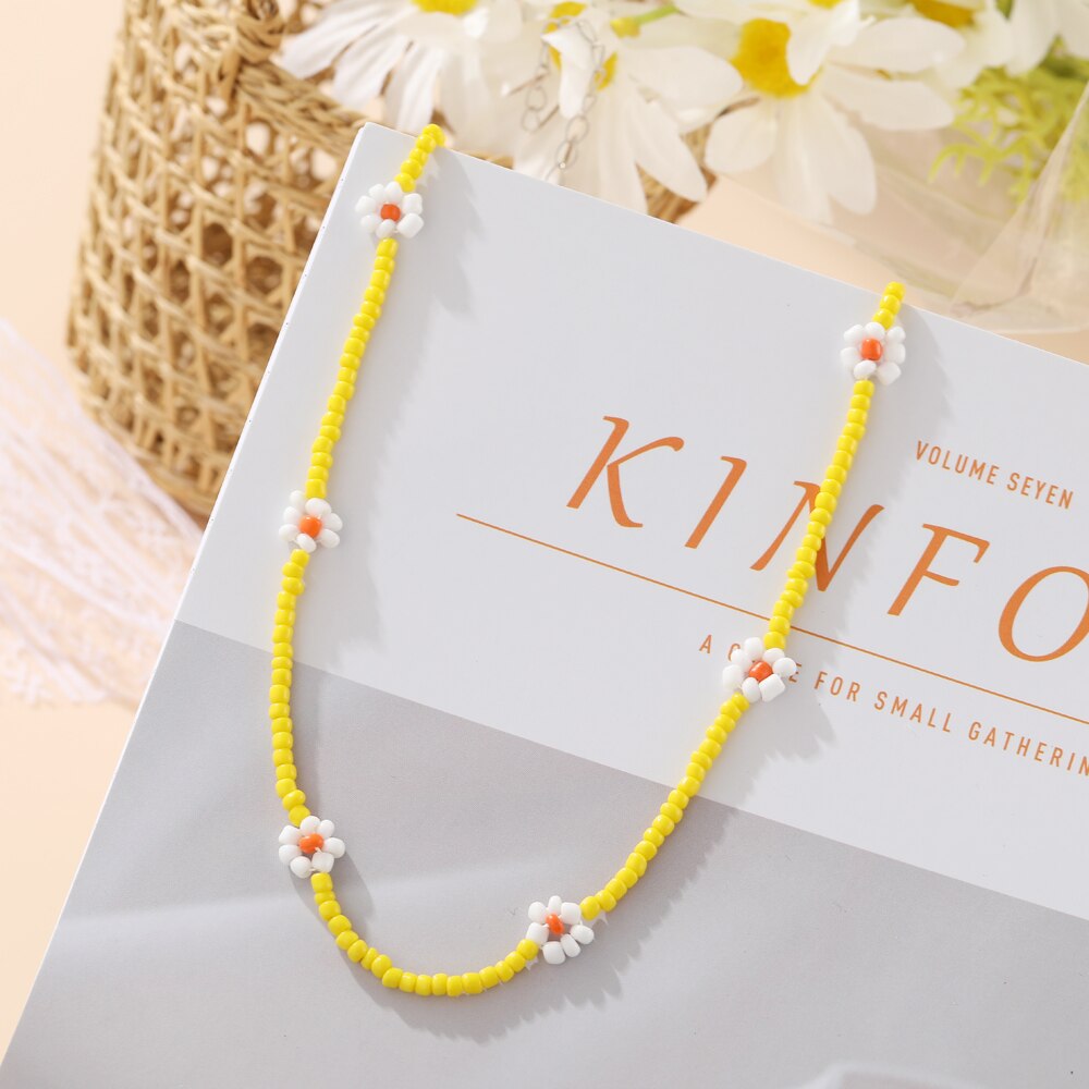 Korean Colorful Little Daisy Flower Beaded Necklace For Women Bohemian Beads Clavicle Chain Choker Necklace Jewelry