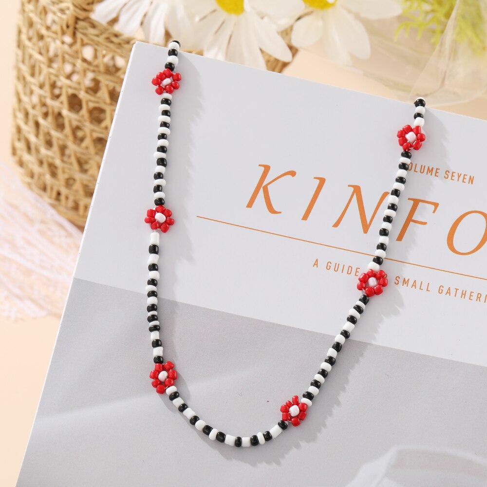 Korean Colorful Little Daisy Flower Beaded Necklace For Women Bohemian Beads Clavicle Chain Choker Necklace Jewelry