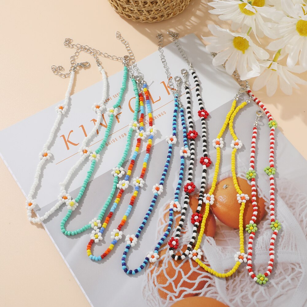 Korean Colorful Little Daisy Flower Beaded Necklace For Women Bohemian Beads Clavicle Chain Choker Necklace Jewelry