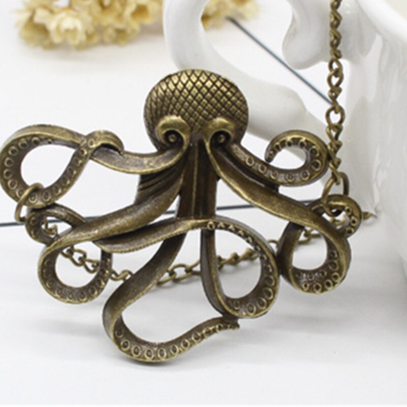 Korean Vintage Men's Pirates Of The Caribbean Necklace Octopus Pendant Round Cross Necklace Punk Punk Motorcycle Necklac