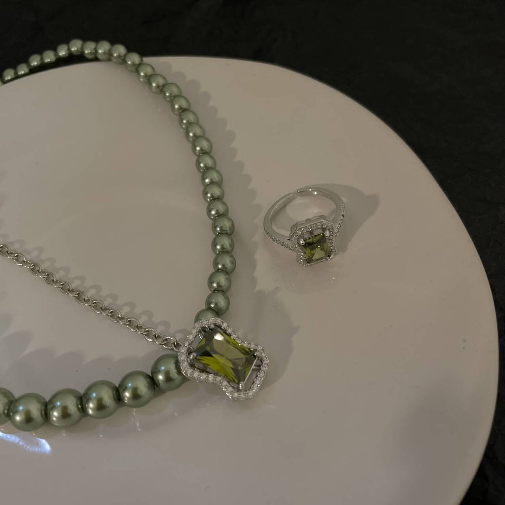 Korean Imitation Pearls Clavicle Chain Crystal Necklaces for Women Metal Vintage Y2K Choker Necklace 90s Style Aesthetics Friend