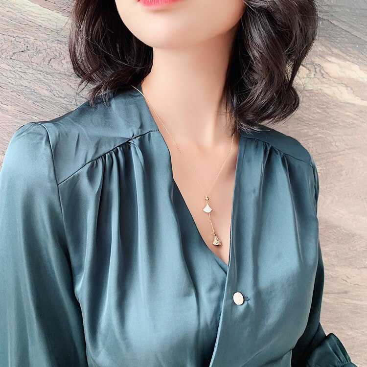 Korean Jewelry Necklace Gothic Simple Fan-shaped Rhinestone Clavicle Chain Punk  Brand Necklace Women