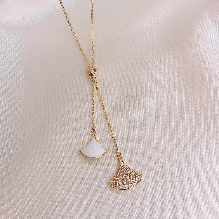 Korean Jewelry Necklace Gothic Simple Fan-shaped Rhinestone Clavicle Chain Punk  Brand Necklace Women