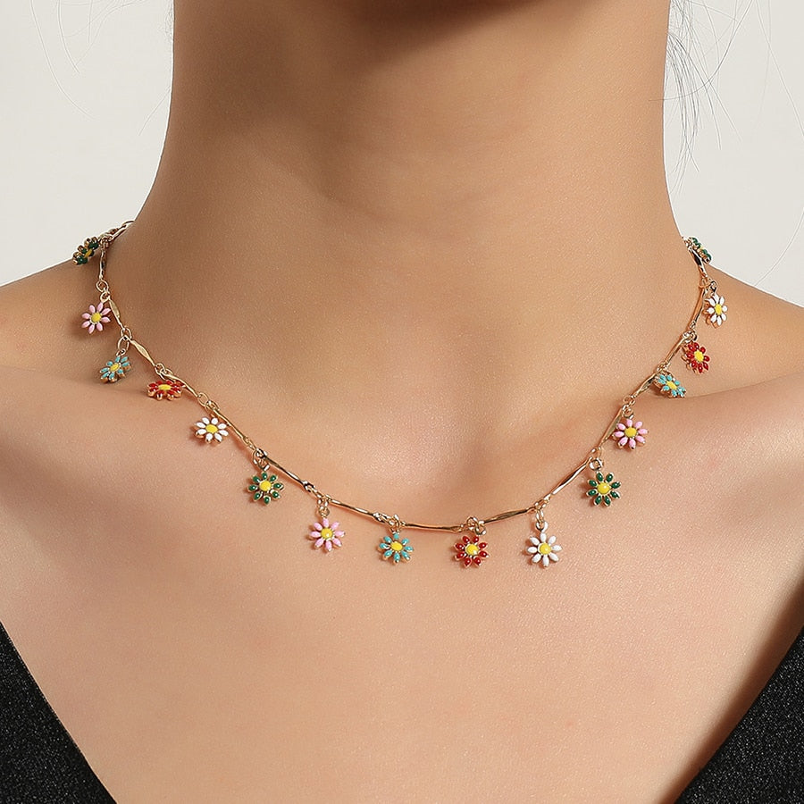 Korean Lovely Daisy Flowers Colorful Beaded Charm Pendant Short Choker Starfish Heart Cross Evil Eyes Moon Clavicle Chain Collar