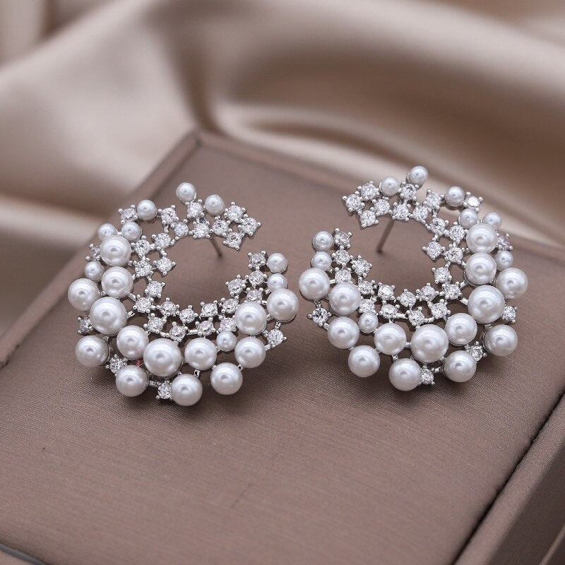 Korean Design Jewelry Delicate Copper Set Zircon Pearl Moon Exaggerated Earrings Elegant Women's Party Accessories