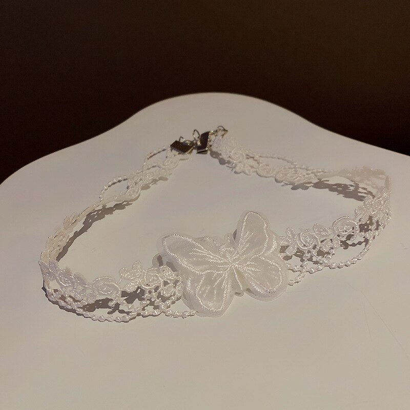 Korean Simple Personality Network Red Tide Liusen Temperament Short Super Fairy Lace Gauze Butterfly Neck Chain Necklace