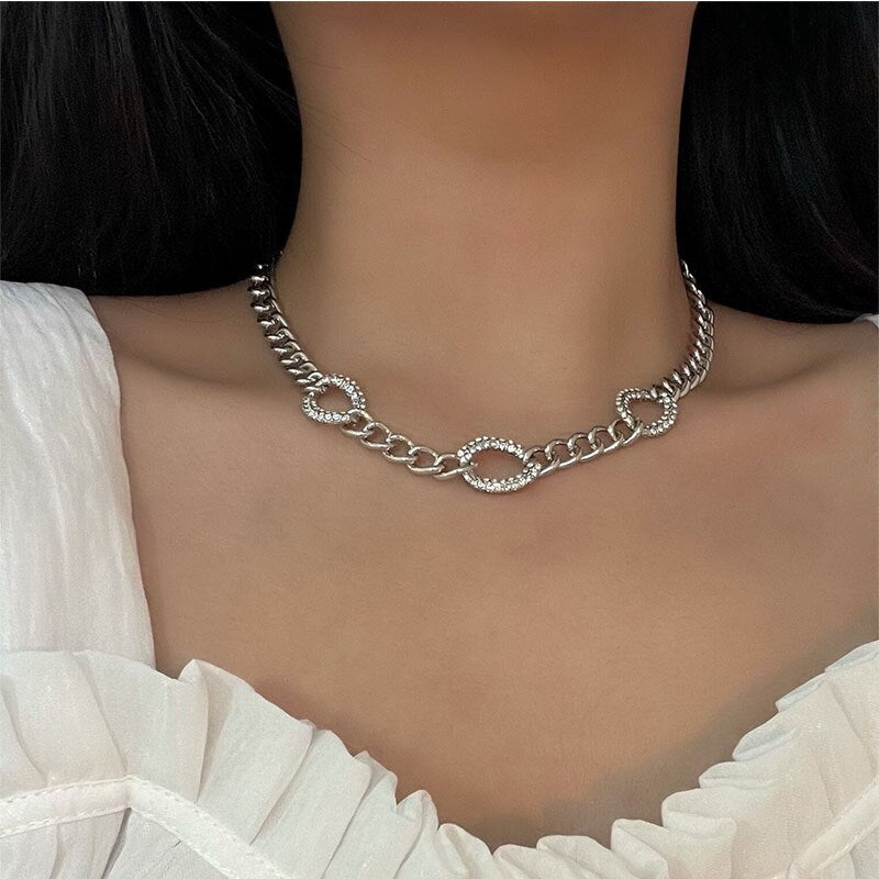 Korean Style Neck Chain with Exaggerated Circle Trendy Ladies Zirconia Choker Necklace for Women Exquisite Hip Hop Jewelry