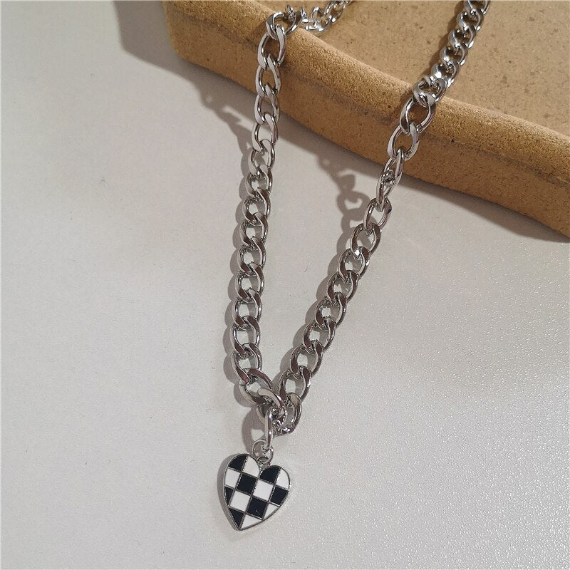 Korean Vintage Harajuku Blue Black White Grid Heart Metal Choker Chian Necklace For Women Men Girls Vacation Cool Punk Jewelry