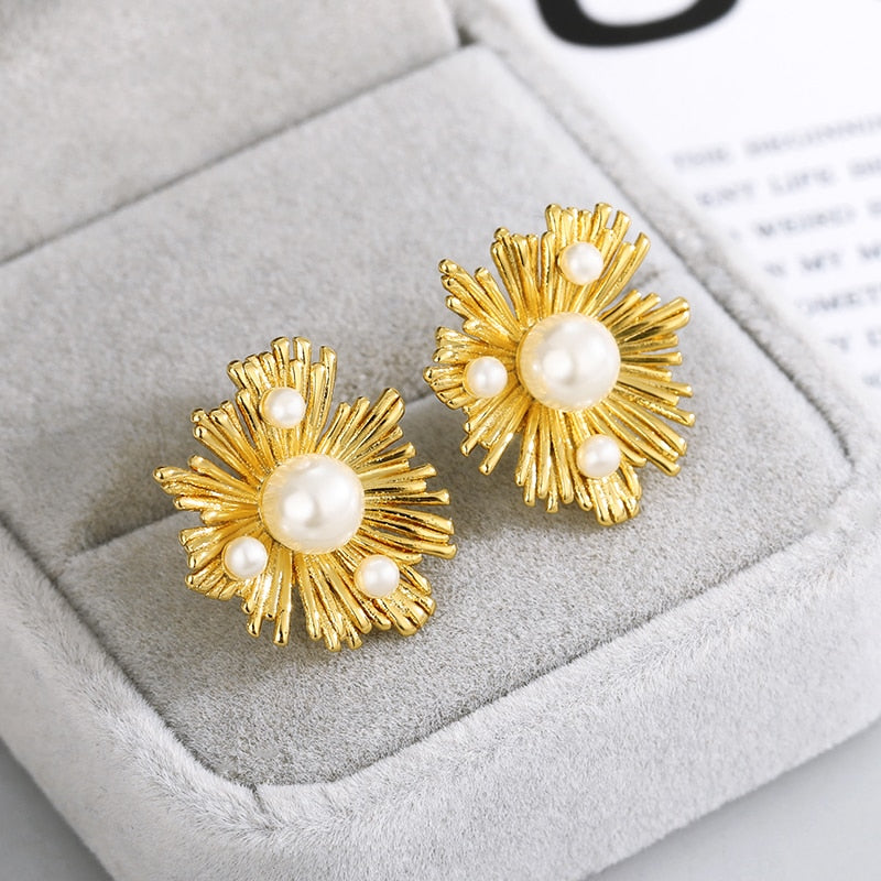 Korean Vintage Metal Pearl Earrings For Women Girl Christmas Gift Gold Color Earring  2023 Trend Boho Jewelry