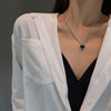 Kpop Black Heart Necklace French Metal Love Clavicle Chain Korean Simple Female Short Pendanklace Female Short Pendant for Women