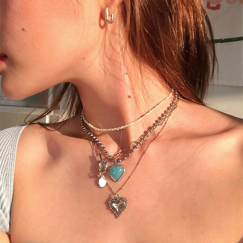 Kpop Vintage Green Heart Necklace for Women Heart Angel Pendant Clavicle Chain Necklace Y2K Cupid Pendant Necklace Party Jewelry