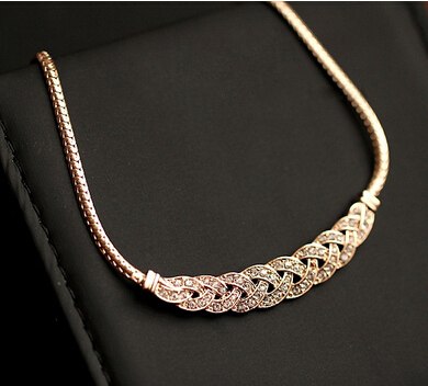 2020 New ! Fashion Fine Jewelry Metal Intertwined Rhinestones Snake Chain Elegant Necklaces & Pendants For Women N-59