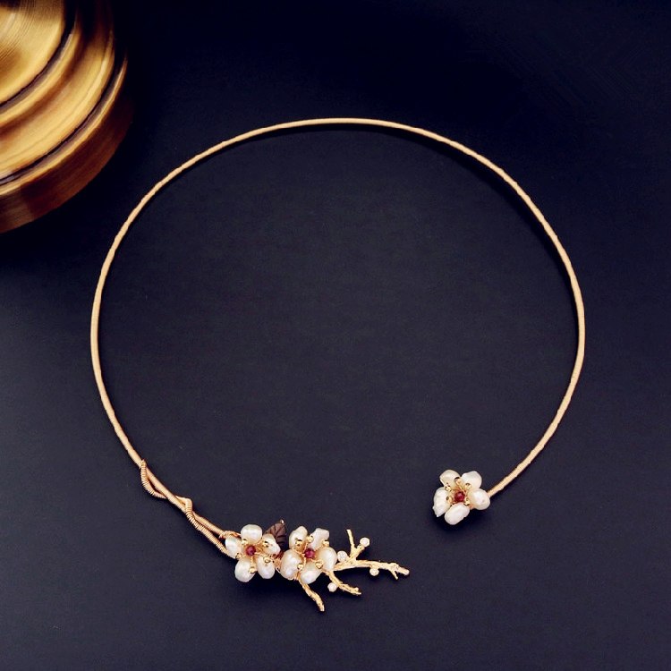 LAN CAI Natural Baroque Pearl Flower Chokers Necklace For Women Adjustable Necklace Luxury Jewellery Necklace Female
