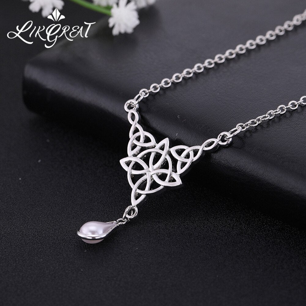 LIKGREAT Celtics Knot Wicca Triquetra Pendant Necklace Pearl Crystal Rhinestone Chain Choker Necklaces for Women Vintage Jewelry