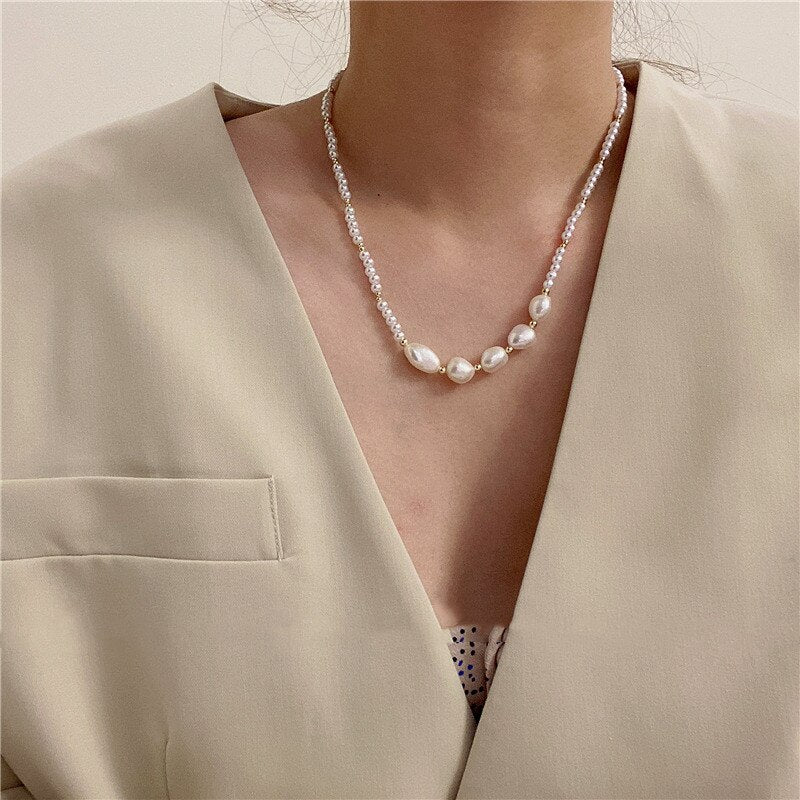 LOVOACC Vintage Irregular Baroque Pearl Necklace for Women Lady Small Golden Beaded Chain Chokers Necklaces Dainty Accessories