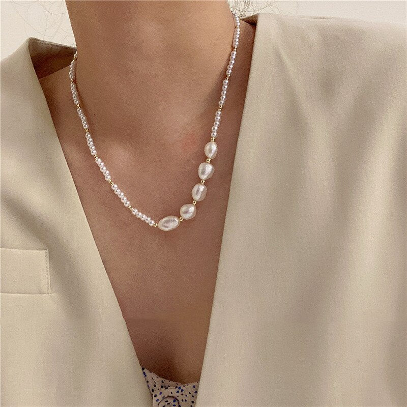 LOVOACC Vintage Irregular Baroque Pearl Necklace for Women Lady Small Golden Beaded Chain Chokers Necklaces Dainty Accessories
