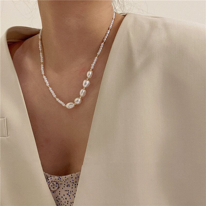 LOVOACC Vintage Irregular Baroque Pearl Necklace for Women Lady Small Golden Beaded Chain Chokers Necklaces Dainty Accessories