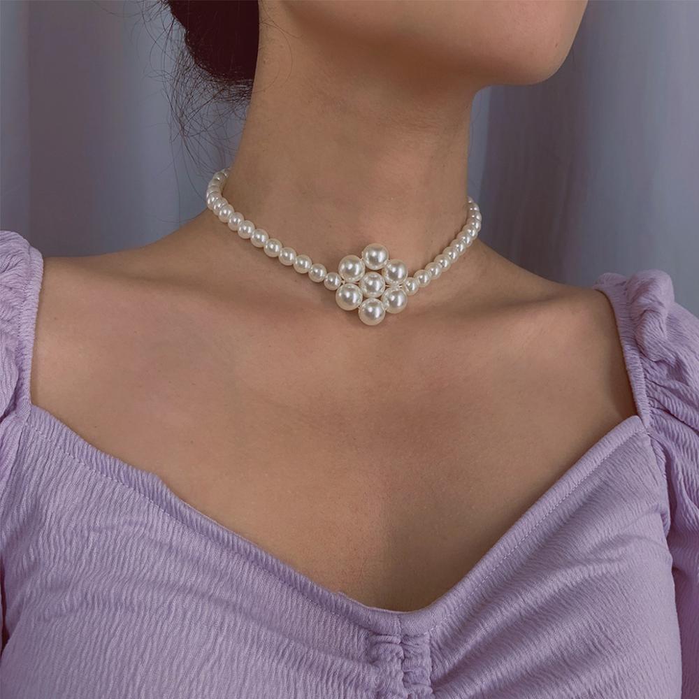 Lacteo Retro Imitation Pearl Flower Choker Necklace Simple Minimalist Round Bead Clavicle Chain Charm Necklace Jewelry for Women