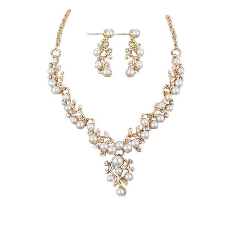 Ladies Wedding Pearl Necklace 2020 fashion gold silver beautiful Rhinestone Short Necklace elegant Necklace #831