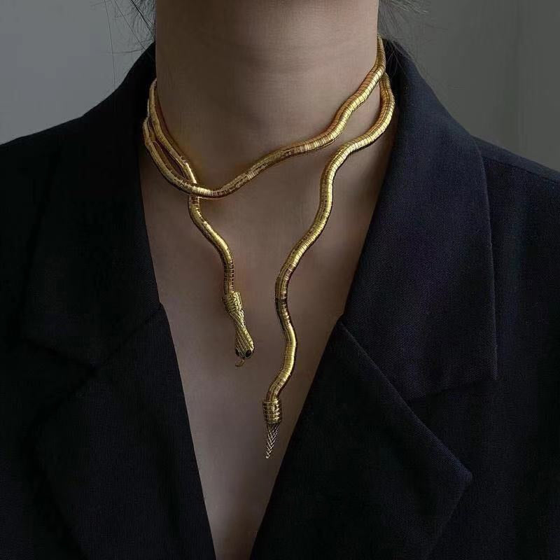 Lislesp Punk Snake Necklace & Pendant Handmade Long Statement Collar Party Jewelry Women Vintage Gold Torques Choker Necklace