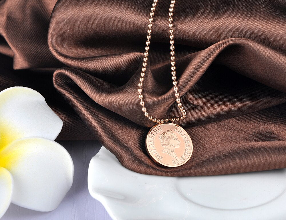 Lokaer Rose Gold Color Round Coin Pendant Necklace for Women Simple Portrait Charm Necklace Dainty Gifts N18236