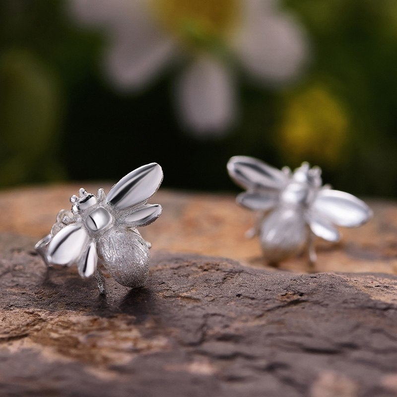 Real 925 Sterling Silver Natural Creative Handmade Designer Fine Jewelry Cute Honeybee Stud Earrings for Women Brincos