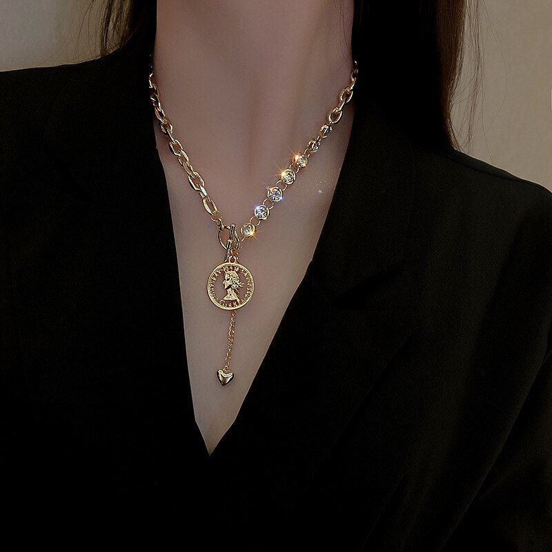 Love portrait round brand rhinestone necklace personality temperament clavicle chain simple pendant