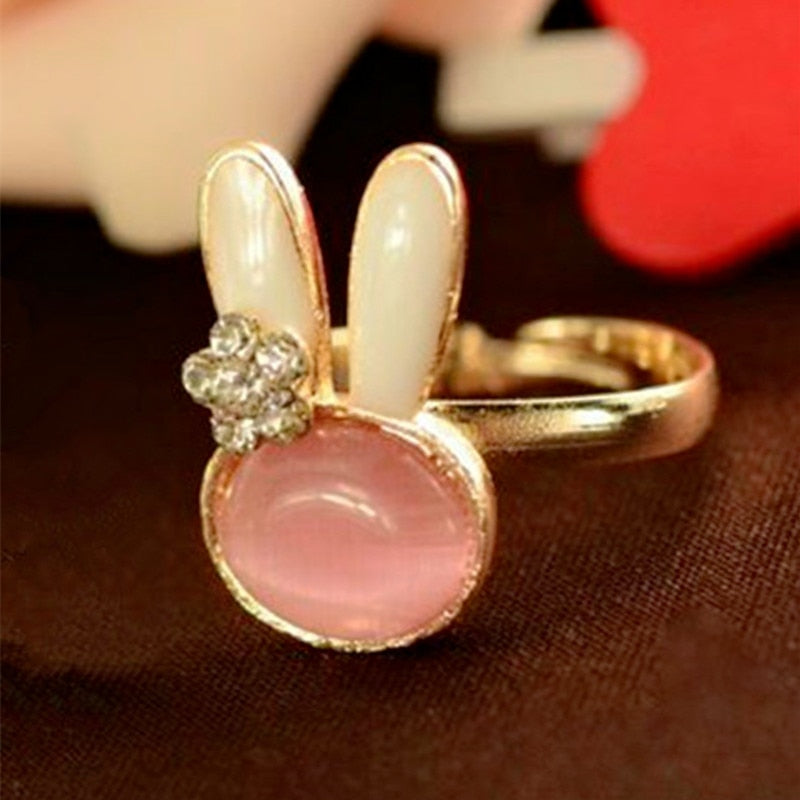 Lover Hot Sell Elegant Gold Color Wedding Ring Made with Genuine Austrian Crystals Full Sizes Wholesales