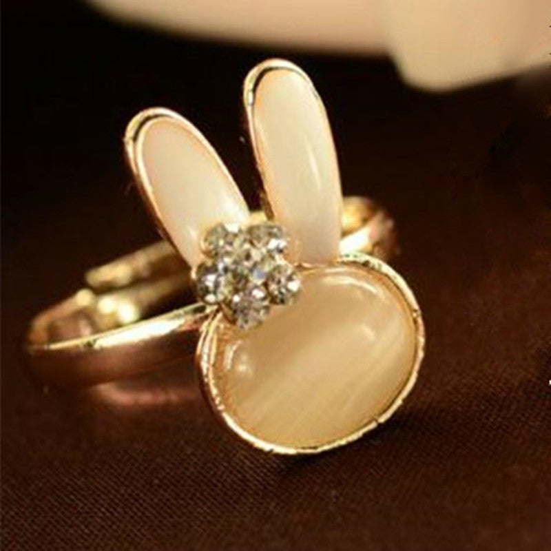 Lover Hot Sell Elegant Gold Color Wedding Ring Made with Genuine Austrian Crystals Full Sizes Wholesales