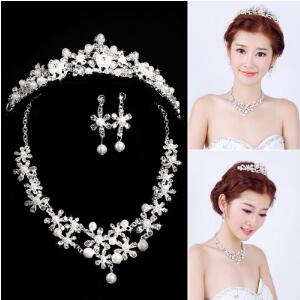 Luxurious wedding jewelry sets For Women Shiny Crystal Rhinestone Pearl Earring Necklace Crown Set Bride Noiva Headpieces Tiaras