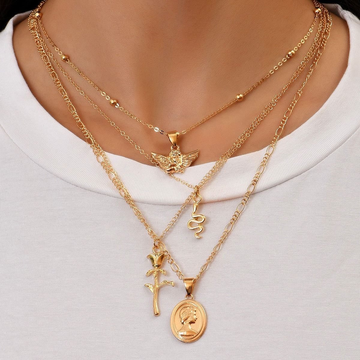 MAA-OE 2022 Bohemian Multilayer Snake Butterfly Necklace for Women Gold Chain Choker Necklaces Gifts Jewelry