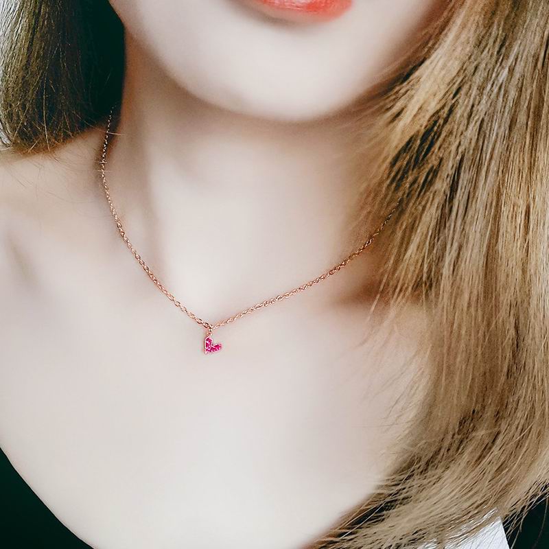 2020 New Korean Cute Small Rhinestone Love Heart Pendant Necklace Women Summer Accessories Simple Fashion Kolye Gift