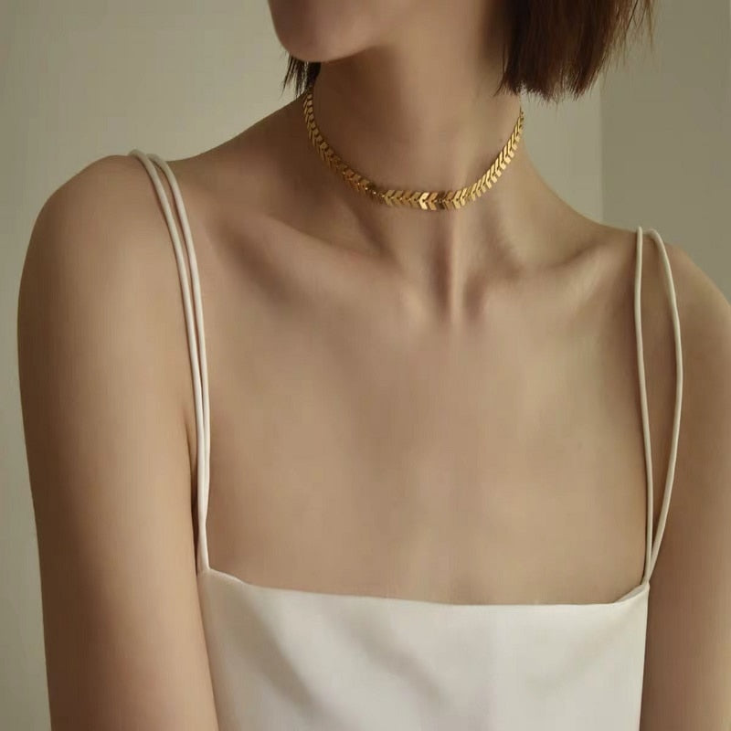 Metallic sequined women's short collar bone European and American personality minimalist versatile choker necklace
