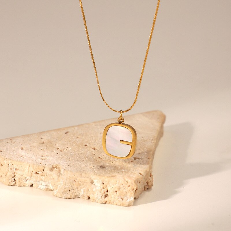 Minar White Shell Pendant Necklaces for Women Gold Color Twist Rope Chain Titanium Steel Necklace Casual Accessories