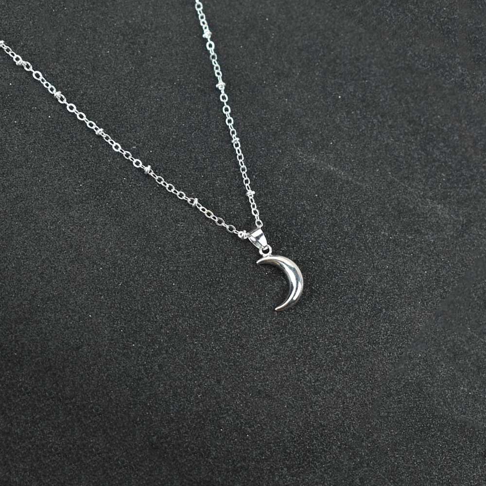 Minimalist Cross Moon Pendant Necklace Women Bohemian Metal Jewelry Silver Color Chain Choker Female Party Gift Bijoux Collares