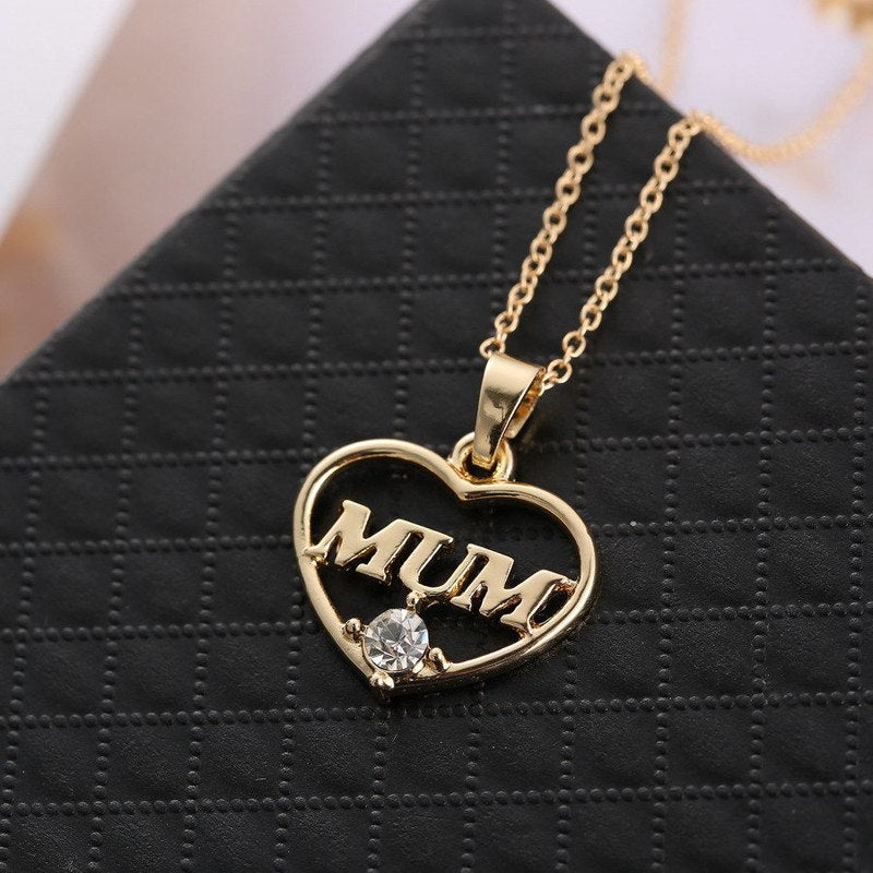 Minimalist Simple Fashion Hollow Heart Shaped Mum Pendant Necklace Jewelry Gold Silver Mother Birthd Mother's D Gift