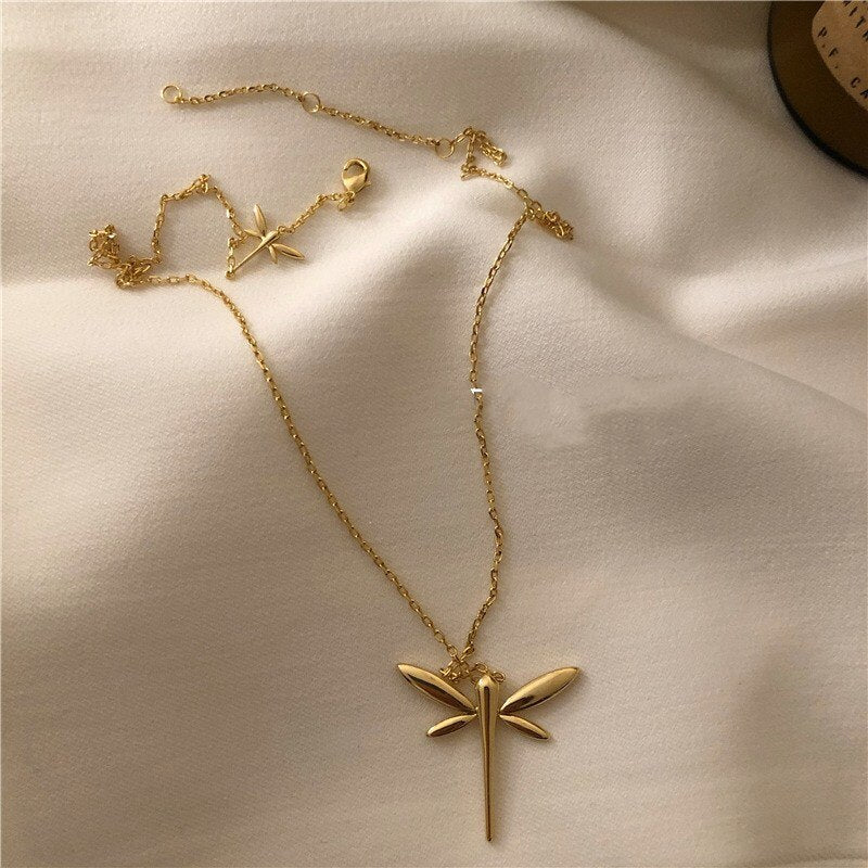 Miuoxion Retro Dragonfly Necklace Personality Punk Party Jewelry For Women Feature Nmour Charm Gift All Season