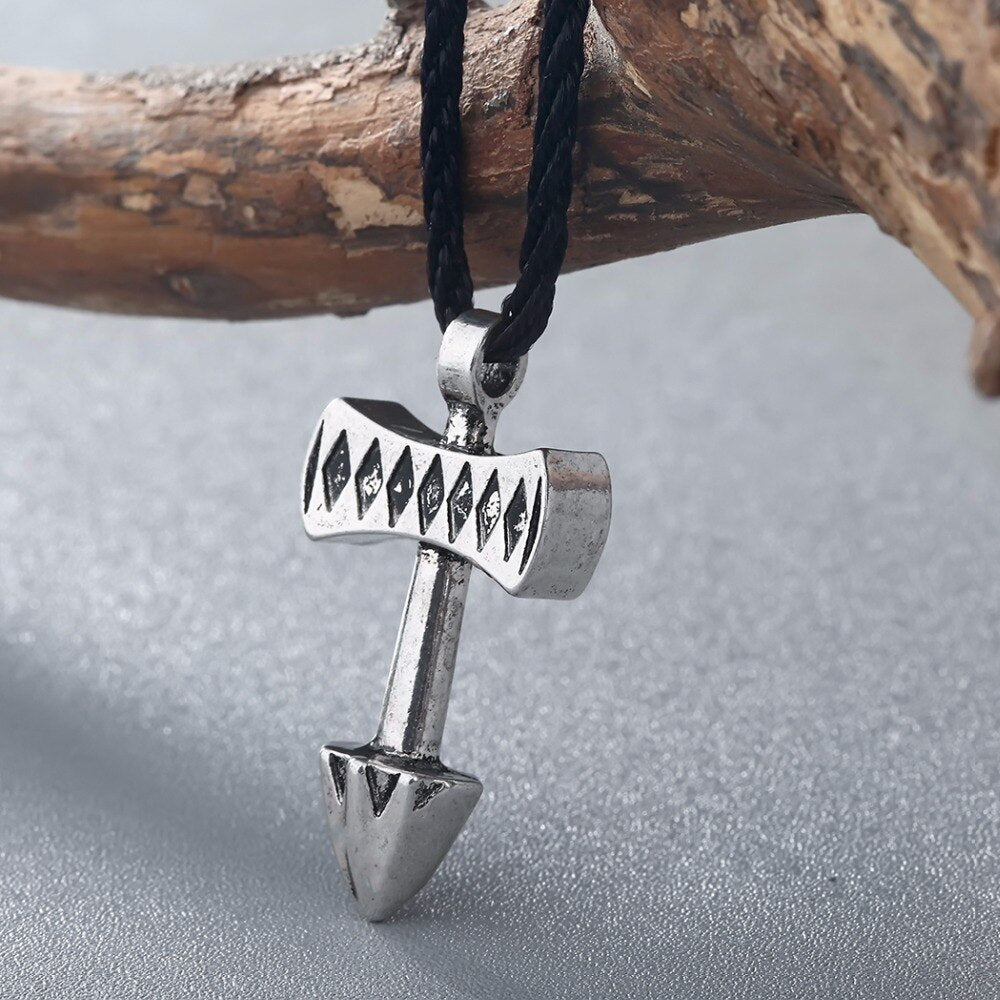 Mjolnir Vintage Women Statement Necklace Axe of Peru Thor's Hammer Mjollnir Viking Scandinavian Pendant Men Jewelry Accessories