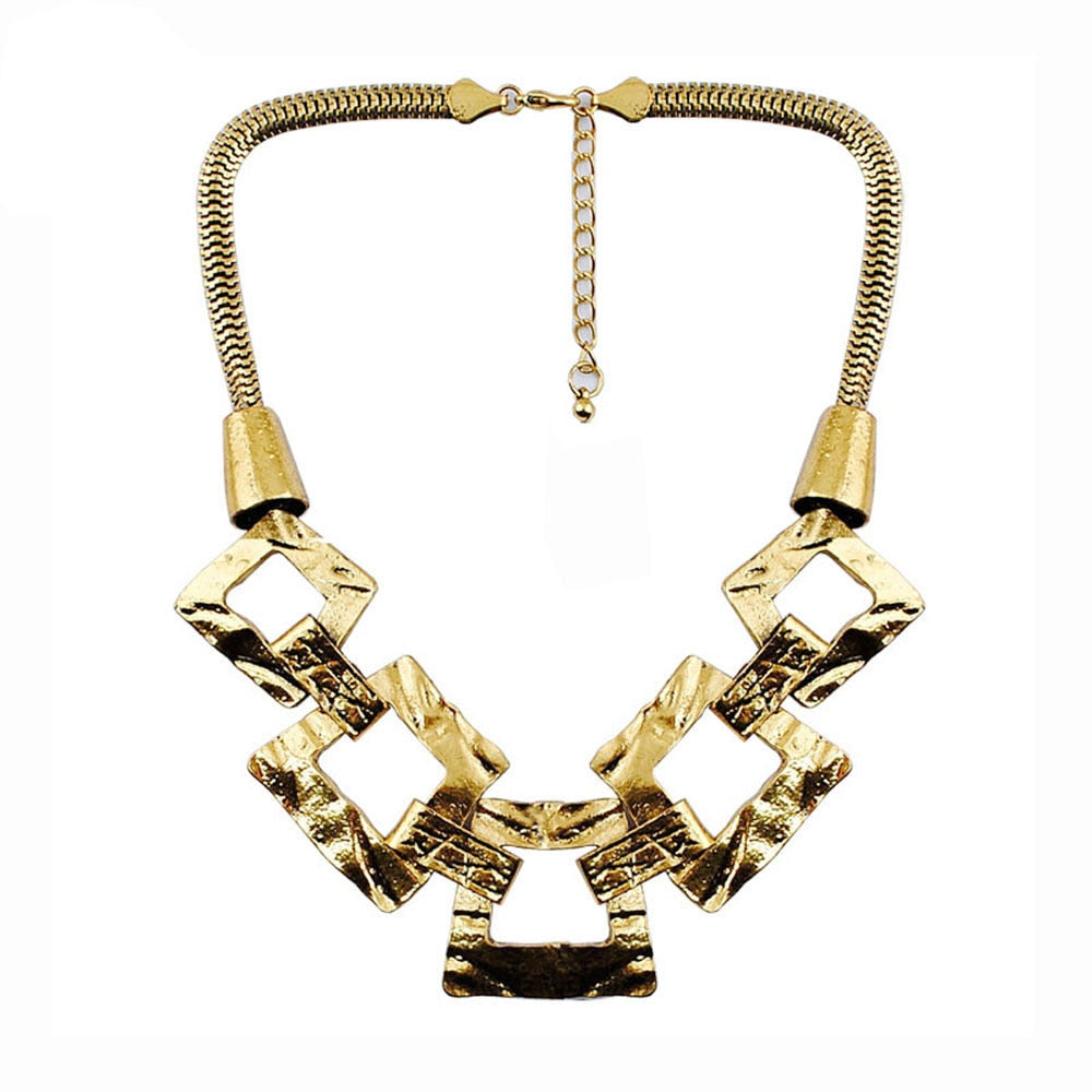 Modern Vintage Necklace Popular in Europe and Luxurious Atmosphere Alloy Plating Clavicle Chain Necklace Jewelry