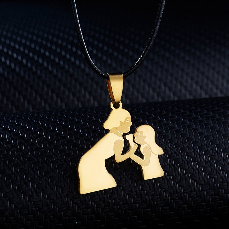 Mother&#39;s Day Mama Letter Pendant Necklace For Women 3 Colors Mom Nameplate Clavicle Chain Choker Personality Jewelry Gifts