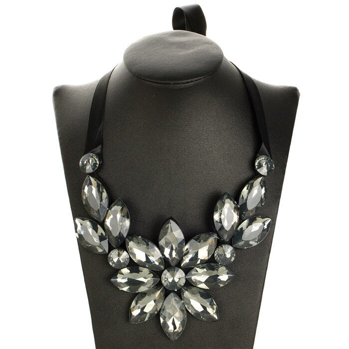 Multicolor Flower Choker Necklace for Women Ribbon Rope Necklace Collars Big Crystal Statement Necklace Jewelry Collier Femme