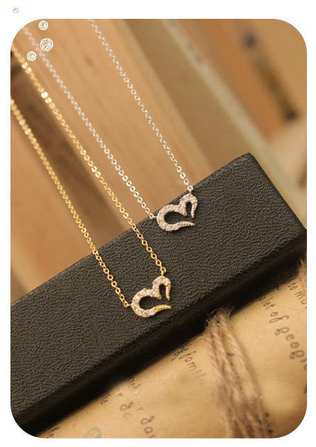N188 crystal 2020 new arrival Barton Love Promise Love Heart Necklace Short women Sweater Chain for women