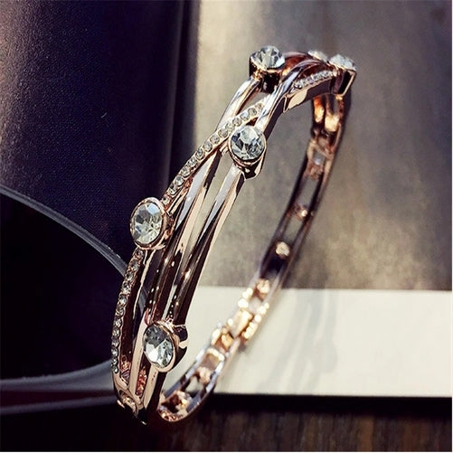 Exquisite Crystal Cuff Bracelet Women Fashion Brand Hollow Rhinestone Bangles Pulseira Feminina Jewelry NWLSX967