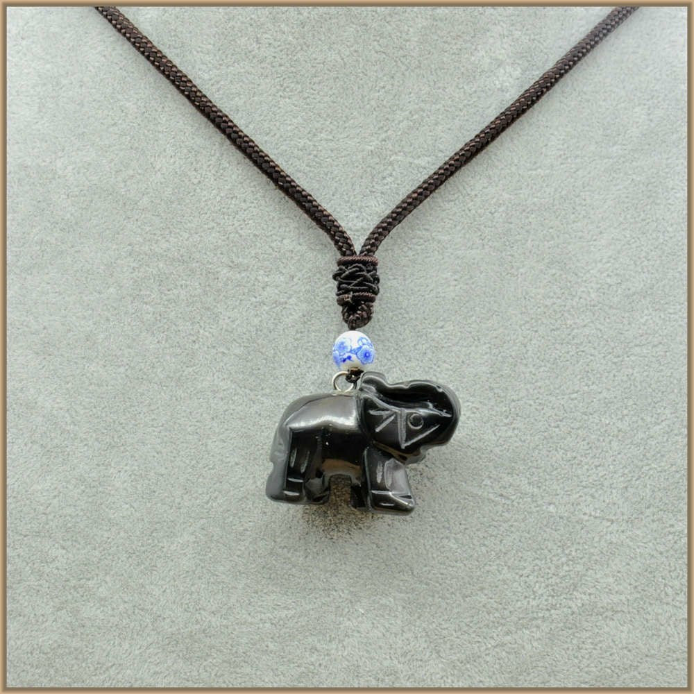 Natural Stone Multicolor Crystal Jade Long Elephant Pendant Necklaces Pendants Auspicious Gifts Jewelry Bags Topaz Obsidian Opal