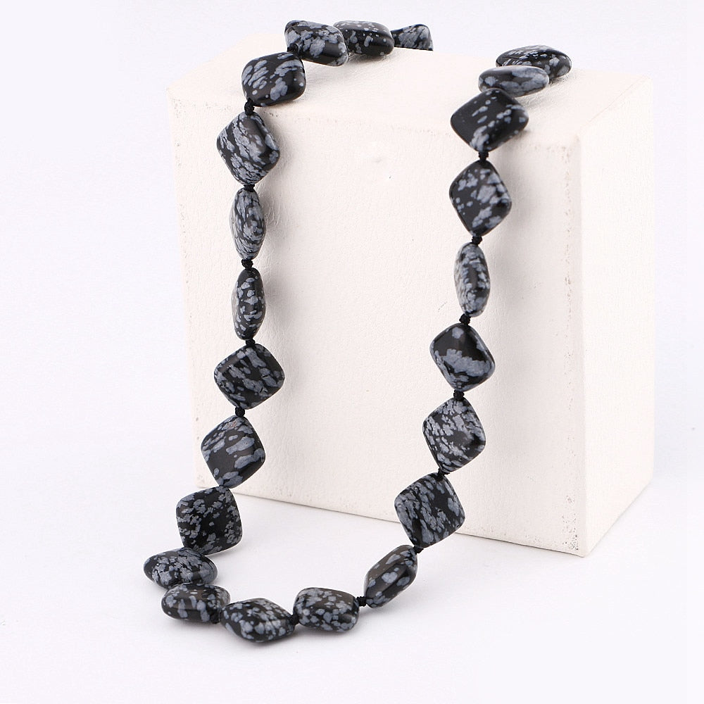 Natural Stone Necklace Vintage Women Crystal Power Natural Stone Chain Charm Gemstone Reiki Healing Men Statement Fine Jewelry